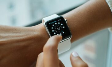 Consumer HRV Wearables vs. Clinical HRV Assessments