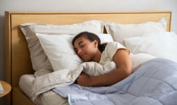 Sleeping HRV and What Your Heart Rate Variability Reveals at Night